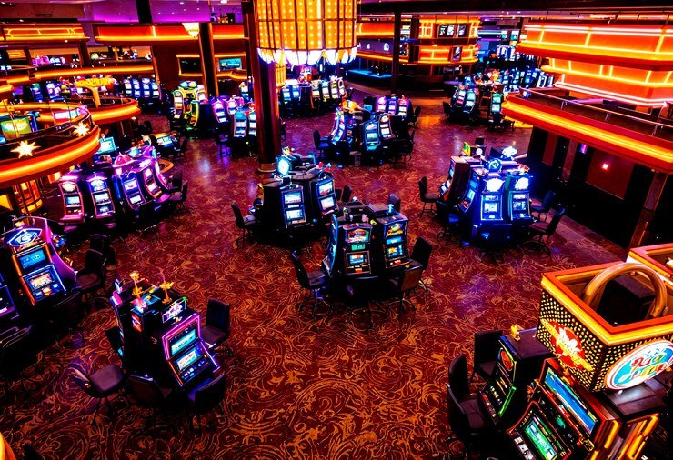 royalsk mobile app dashboard showing live dealer tables and football fixtures